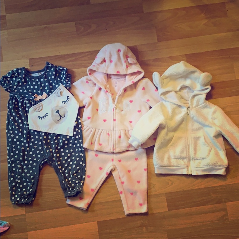 BUNDLE-more pics -Baby girl clothes3-6 months